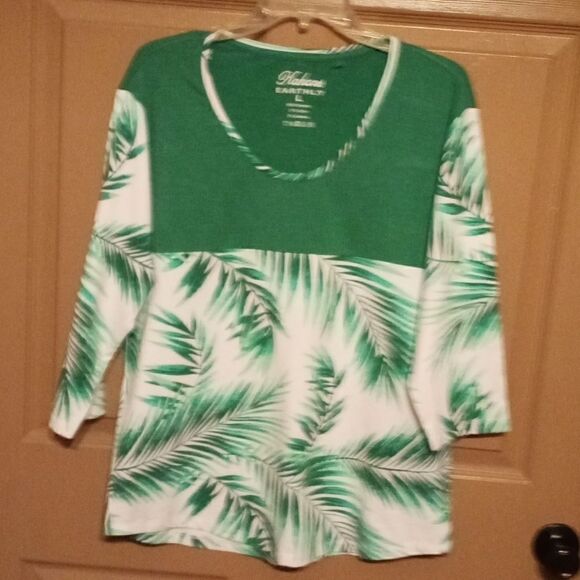 Kahans Earthly Tops - 4@30.00 or 20.00 LADIES Top by KAHANS EARTHLY